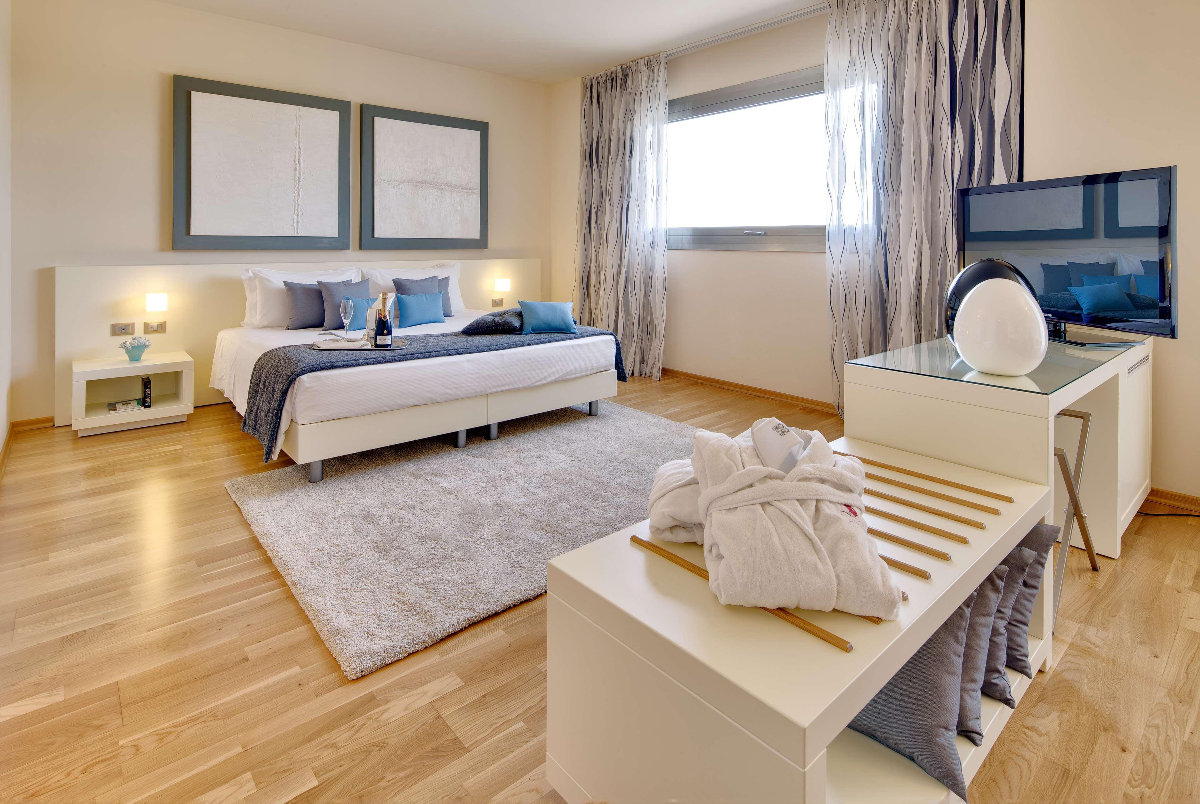 Best Western Plus Leone Di Messapia Hotel & Conference เลชเช ภายนอก รูปภาพ