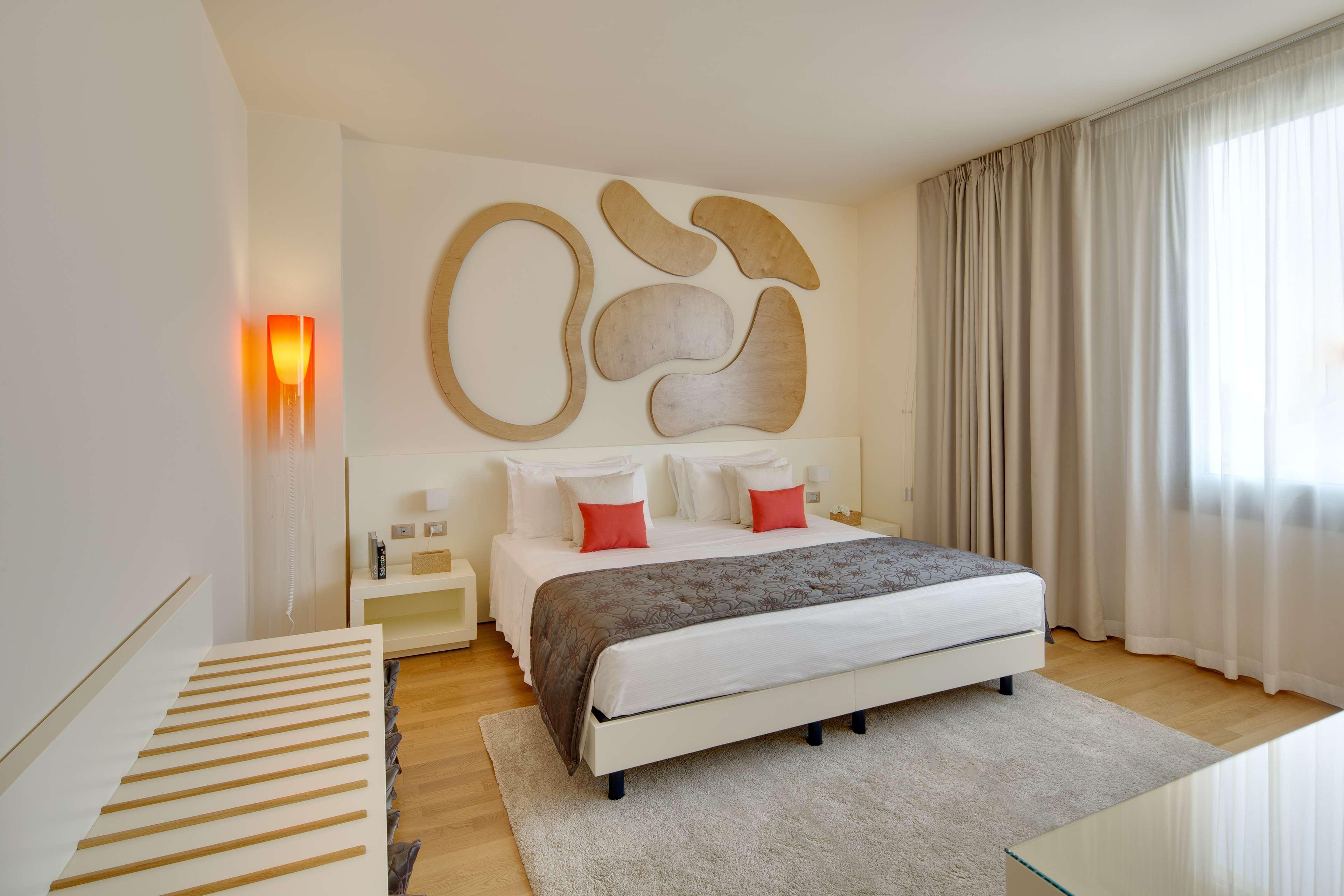 Best Western Plus Leone Di Messapia Hotel & Conference เลชเช ภายนอก รูปภาพ